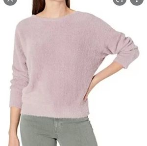 Nic and Zoe its a fluff pink sweater